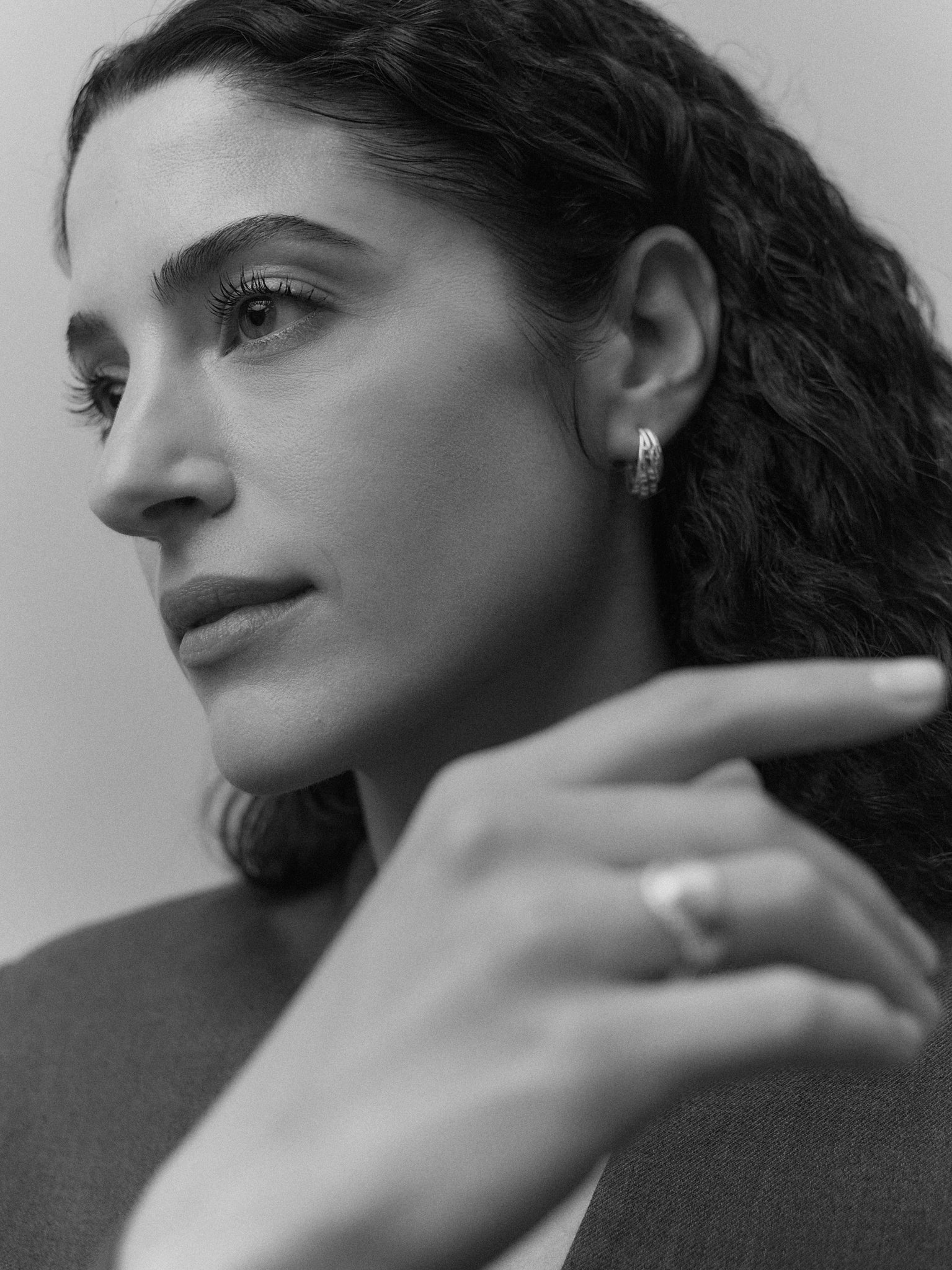 [ Oscillate Mini  Hoops ]