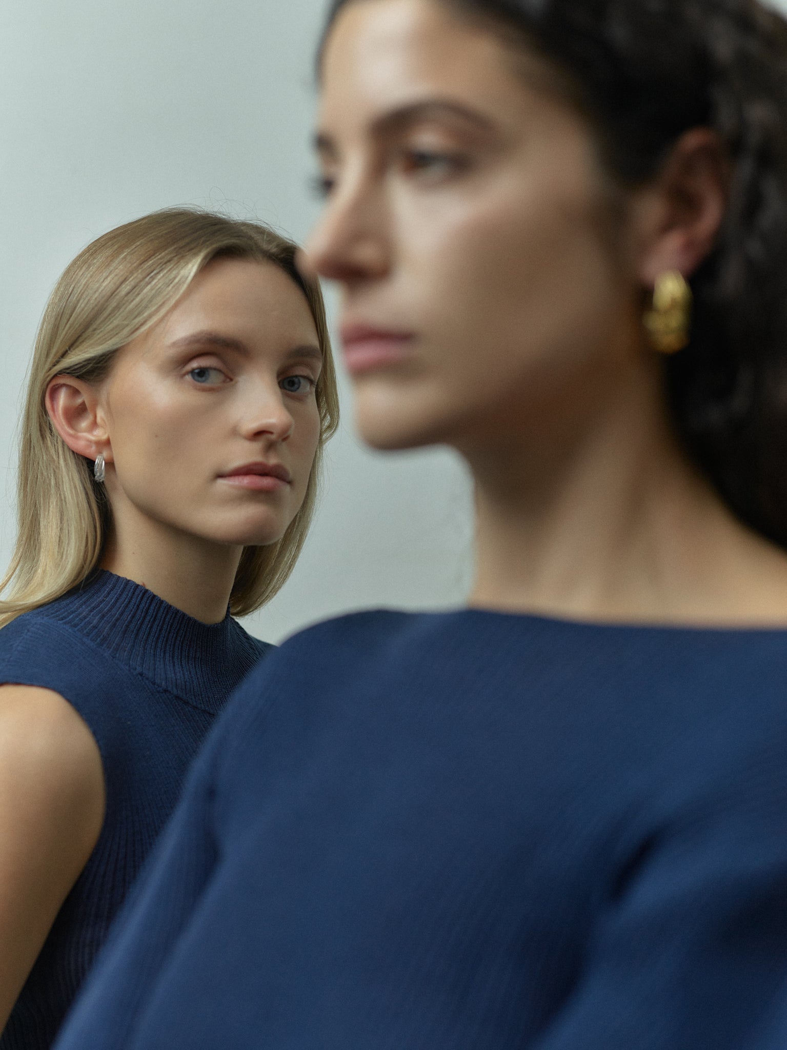 [ Oscillate Mini  Hoops ]